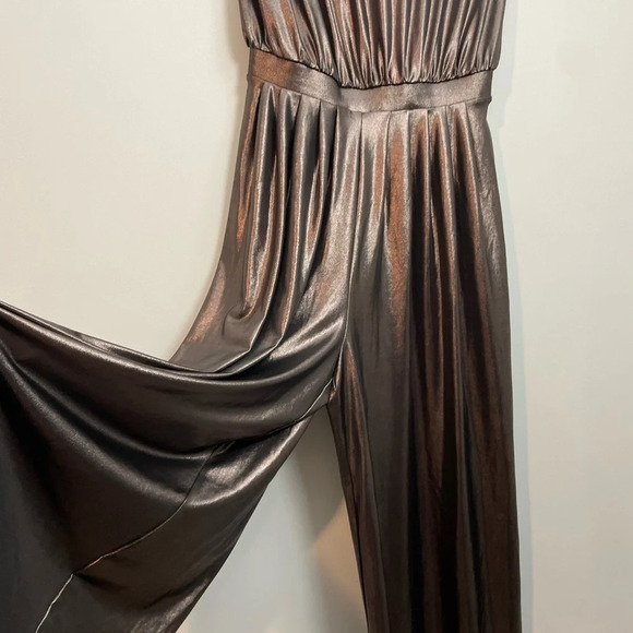Urban outfitters bronze jumpsuit size M - Picture 9 of 13